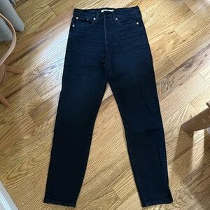 Levi’s Dark Blue/Blackish Wedgie Jeans W 25”